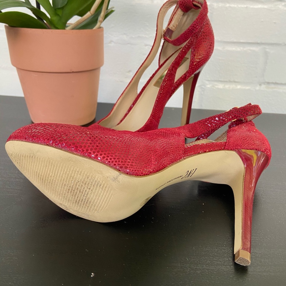 Closed Toe Heels - image 4